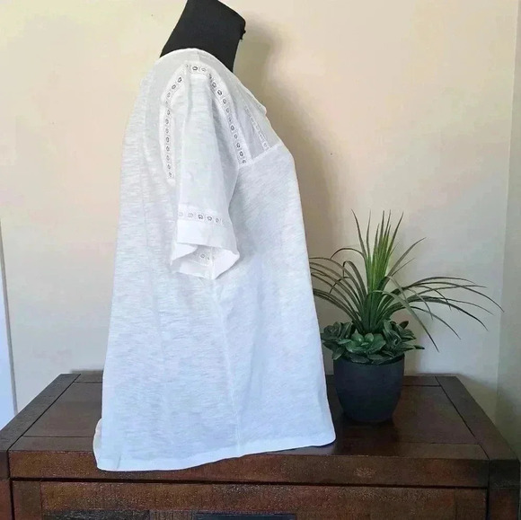 ❤️ Hilary Radley White Top Slub Knit XL Short Sleeved  Eyelet Women's Shirt - Picture 3 of 11